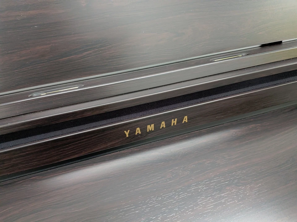 Yamaha Clavinova CLP-480PE digital piano + stool in glossy black stock #26365, photo 4 of 5