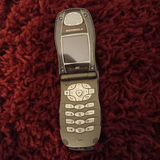 Retro Motorola i836 Nextel Flip Cell Phone. No Charger
