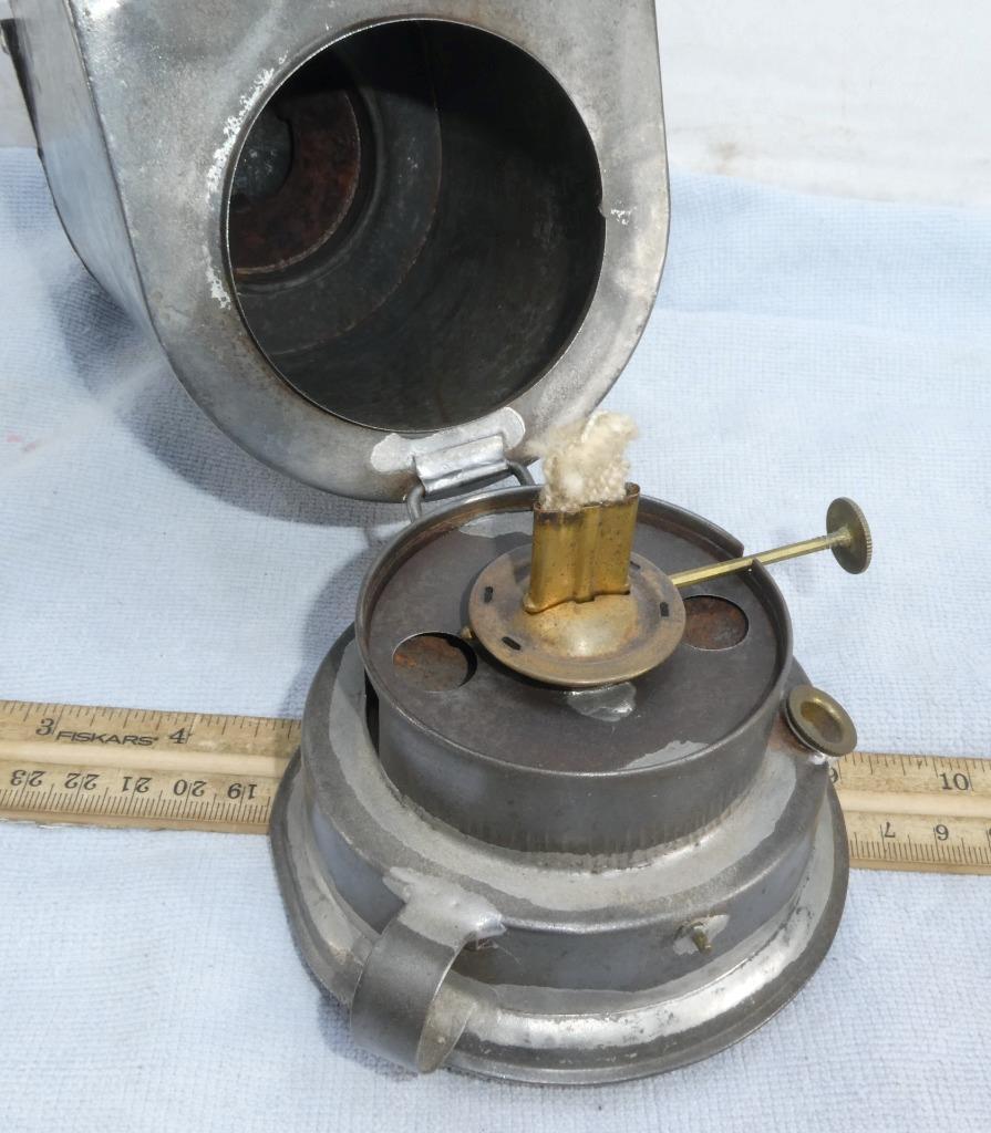 Antique Kerosene Tin Darkroom Oil Wick Lantern Safelight Clear Lens