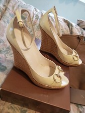 Gucci Patent Leather Wedges Size 11 With Box