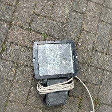 spot light Sodium Very Bright White Light 240 V. Ideal Yard Light.