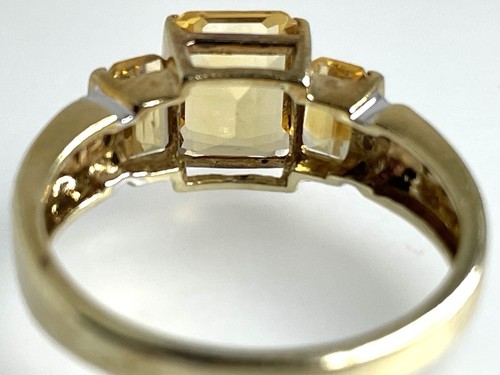 9ct Yellow Gold Rectangular Citrine 1.946ctsTrilogy Diamond Ring 3.1g 'N' 2007 - Picture 4 of 15