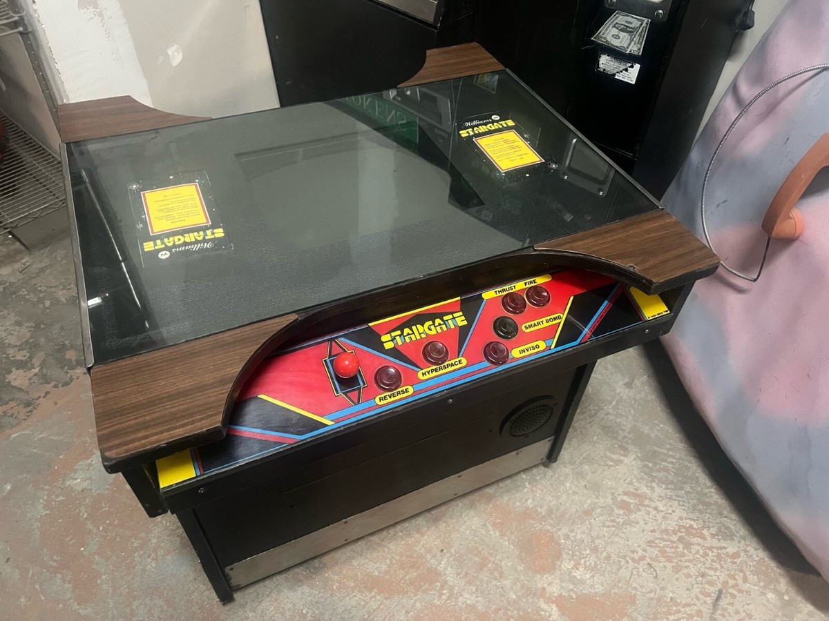STARGATE Cocktail Table ARCADE MACHINE by WILLIAMS 1981 (Excellent