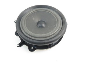 AUDI A4 8E2, B6 Rechter Subwoofer unter dem Sitz 8E0035411 Petrol 75kw 21837236