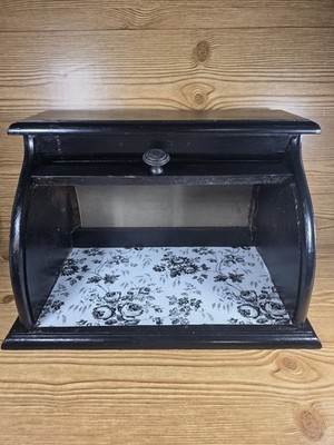 Vintage Classic Roll Top Wooden Bread Box. Rustic Country Kitchen