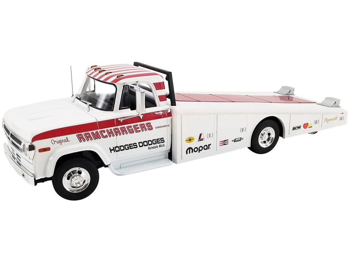 1970 RAMCHARGERS HODGES MOPAR RACING DODGE D-300 RAMP TRUCK 1:18