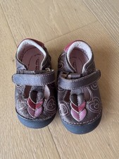 Stride Rite Toddler Girls Size 4.5M -Ava- Brown Pink Heart Accent
