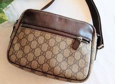GUCCI GG Supreme Vintage Camera Shoulder Bag Crossbody Brown Unisex Authentic