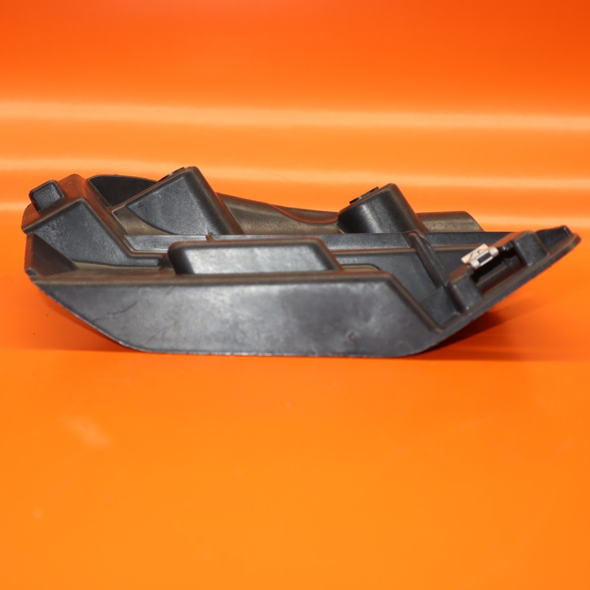 MASERATI GHIBLI REAR BUMPER BRACKET RIGHT 2014 2015 2016 2017 670004468 OEM