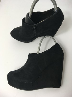 new look black wedge boots