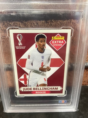 Graduado Jude Bellingham Novato Borgoña Pegatina Extra Panini Copa Mundial 2022 MGC 9 - Imagen 3 de 4