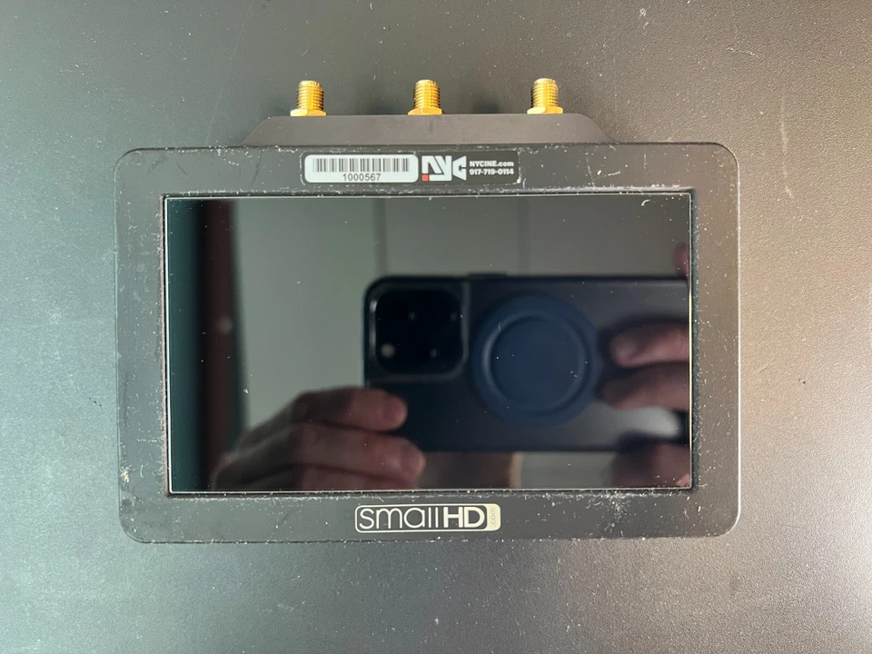 SmallHD FOCUS 5 Daylight-Viewable 5" Monitor w/ Bolt 500 Receiver + (3) Antennas - Image 3 of 4