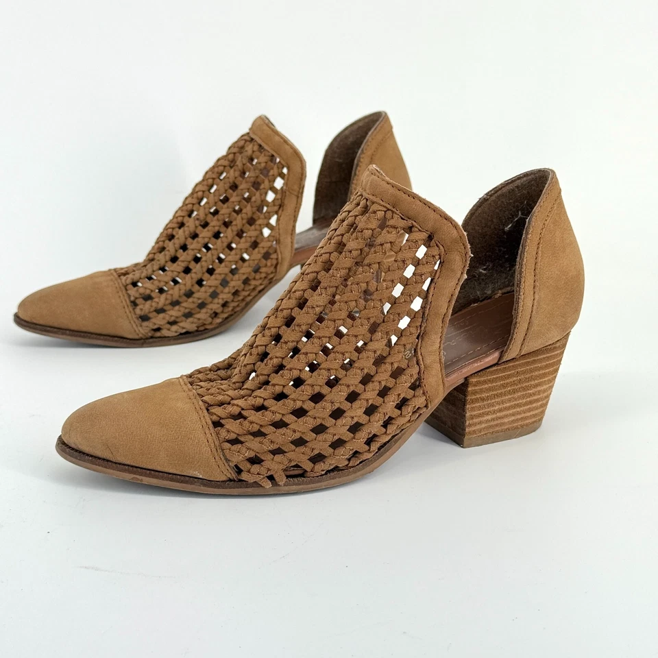 Sbicca Sycamore Woven Leather Booties Size 9.5 Block Heel Clogs Boho Western - Image 2 of 4