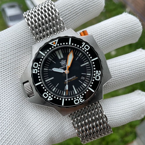 Steeldive SD1988, Monobloc, NH35, Sapphire, Lume, Shark Mesh Band, 1200m Diving - Picture 3 of 15