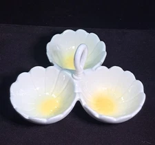 NIB Harry & David White Flower 3 Part Bowl Condiment Serving Dish Divided Server