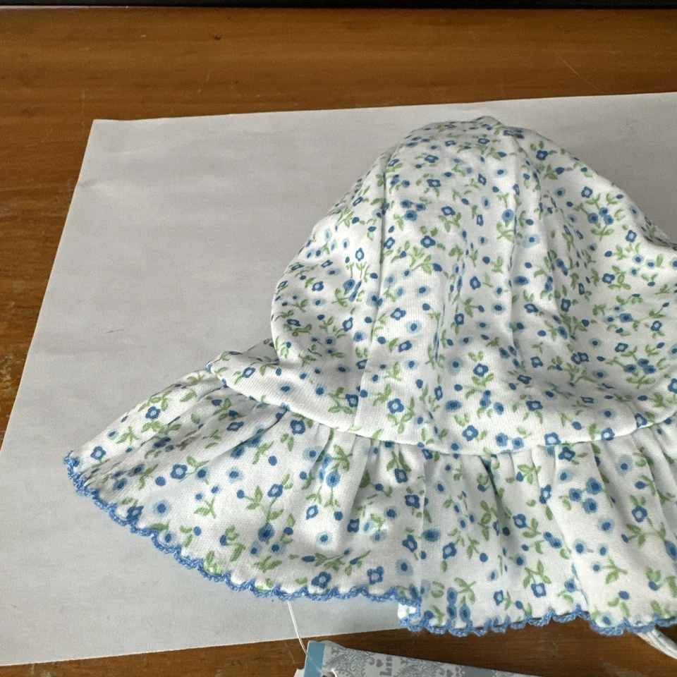 Sombrero con Volantes Kissy Kissy Talla Pequeña 0-3 Meses Nuevo Con Etiquetas Foto 2 de 4