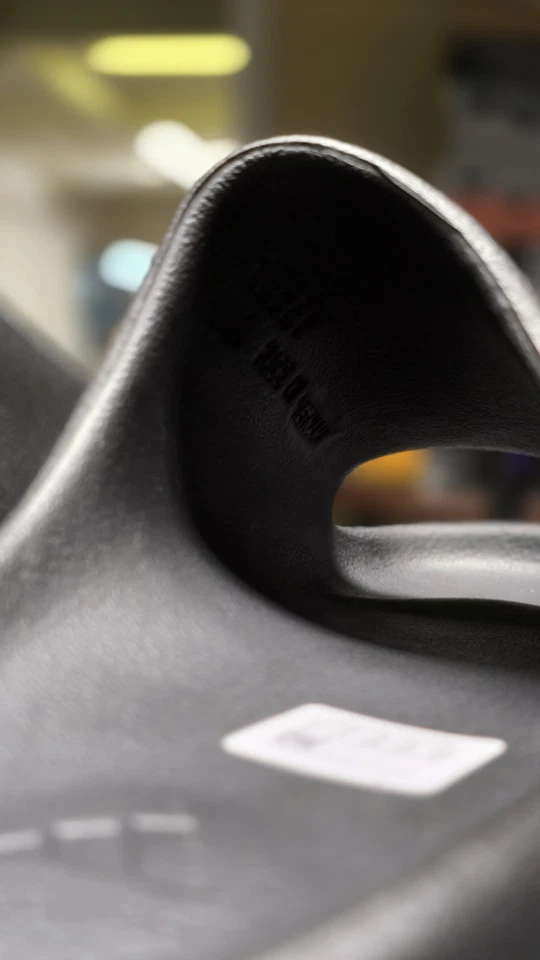 11M- Yeezy Slide Black - Image 4 of 4