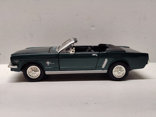 Motor Max 1964 Dark Green Ford Mustang Convertible 1:24 Diecast Model #68012 Toy - Picture 3 of 24