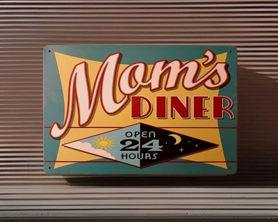 Blech- Metallschild- *MOM'S DINER* - im Retro Stil - 20 x 30 cm- Neu! 