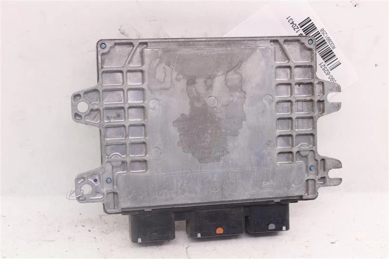 Computadora ECU ECM NISSAN MICRA VERSA 2014 14 2015 15 2016 16 BEM332300A2 991258 Foto 2 de 4
