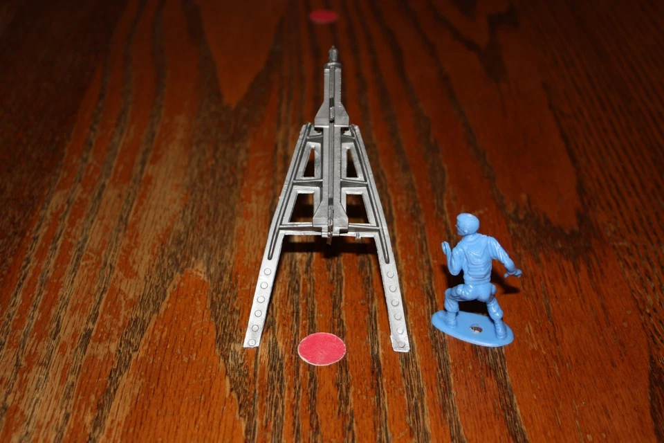 Rare Vintage MPC Silver Rocket Launcher, Rocket, and Soldier - Marx, Timmee - Image 2 of 4