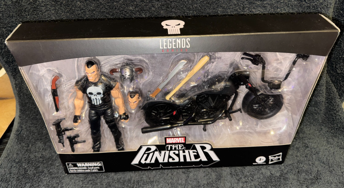 THE PUNISHER Marvel Legends Figure with MOTORCYCLE BOXED SET