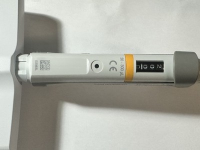Eppendorf Research Plus 12-Channel Pipette, 30-300 µL   Excellent Condition