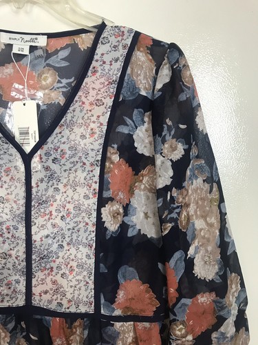 Simply Noelle Semi-Sheer Peasant Top Blouse Shirt-Navy Floral Print-Size S/M-NWT - Picture 3 of 7