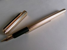 Dunhill Fountain Pen Gold Plated Barley 14K B Nib Black Line Clip