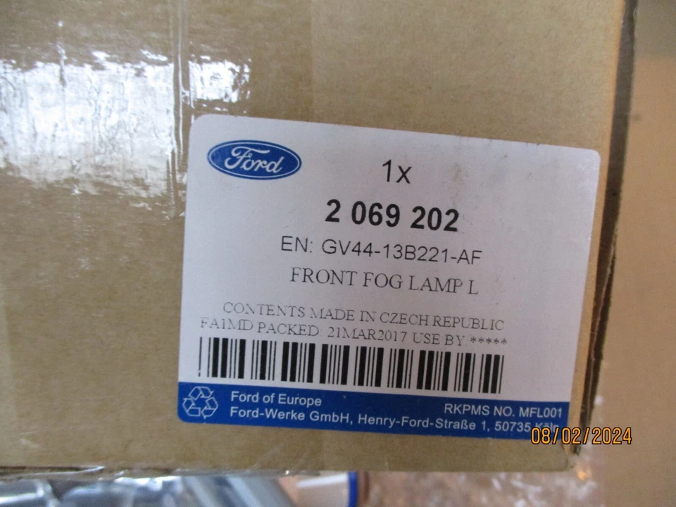 NEW OE FORD KUGA FRONT LEFT FOG LAMP 2069202 2016-2020 - Image 2 of 2
