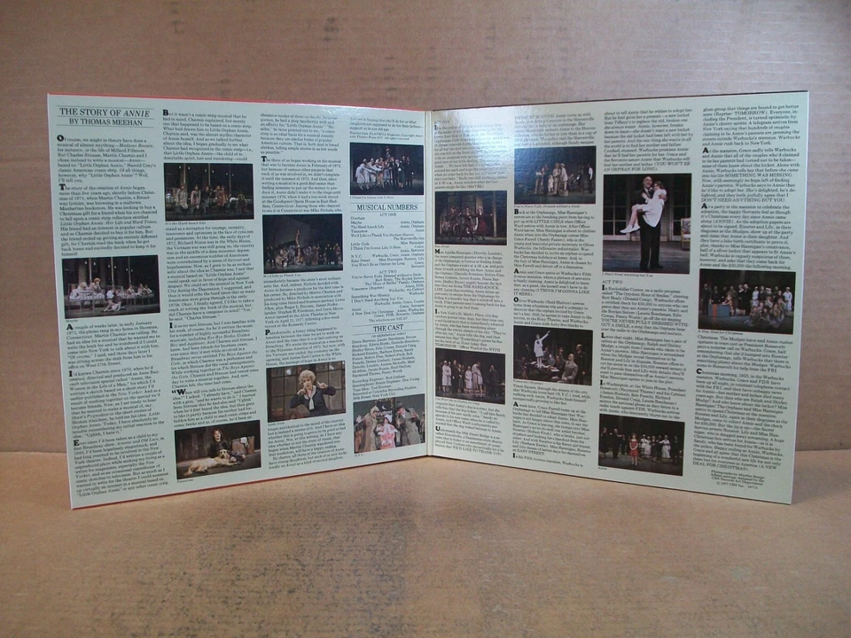 Annie: A New Musical ~ Quadraphonic (LP, 1977, Columbia) JS 34712 ~ Gatefold - Image 3 of 4