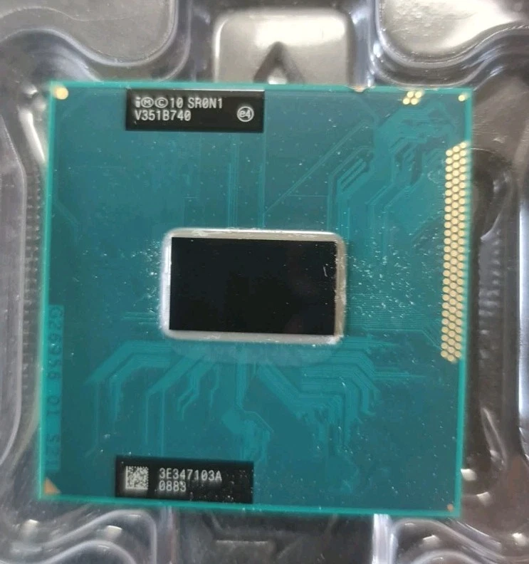 INTEL CORE i3-3110M MOBILE 2.4 GHZ SR0N1 CPU CPU originale Ivy Bridge Socket G2 - Immagine 2 di 3