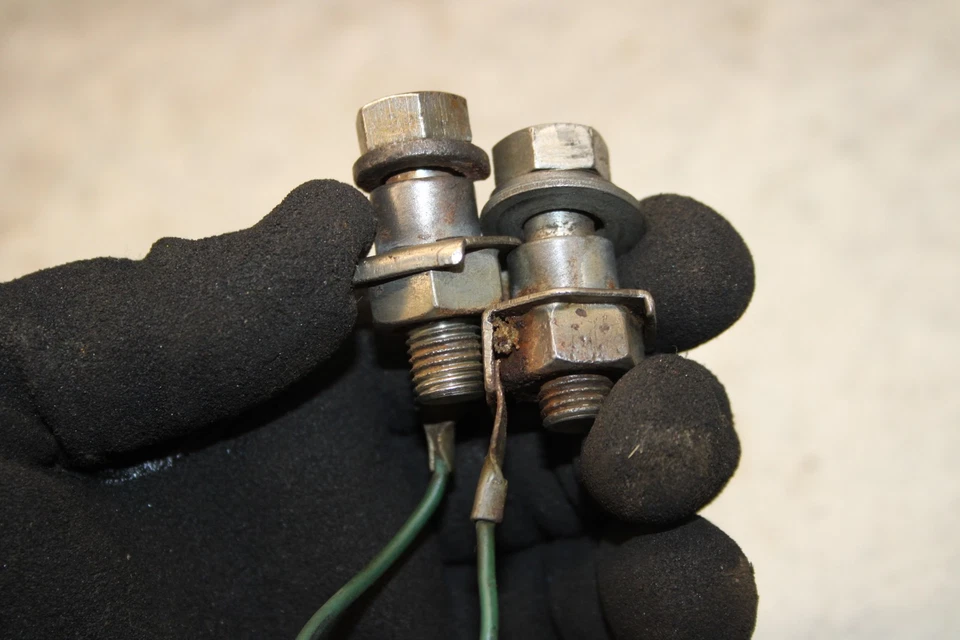 1972 Honda CL450 скремблер фары крепления заземления болты V10-2155.abw - Изображение 4 из 4