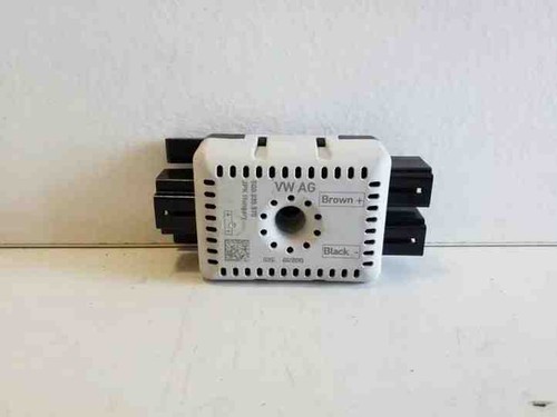 VW GOLF I Cabriolet 155 Antennenverstärker  5Q0035570 Benzin 51kw 2016 26235668