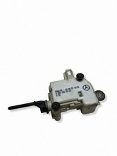 Mercedes-Benz ML W163 2003 Diesel Hinten rechts Stellmotor Tankdeckel Tankklappe