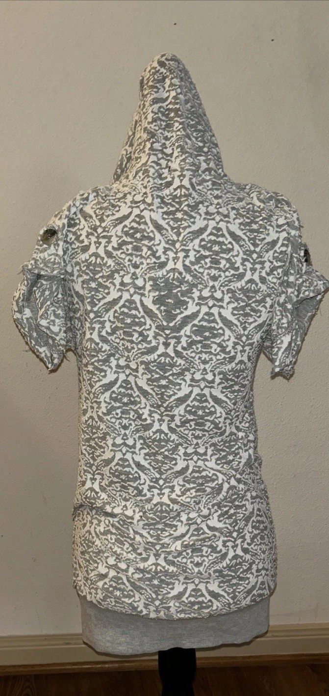 Miss Chievous Small Drawstring Pullover Hoodie - image 9