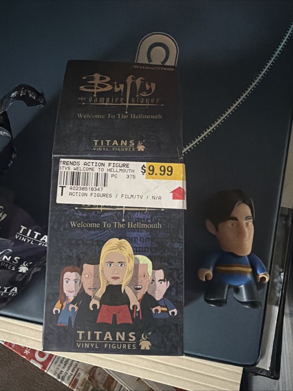 Buffy the Vampire Slayer Titans Vinyl Figure Xander
