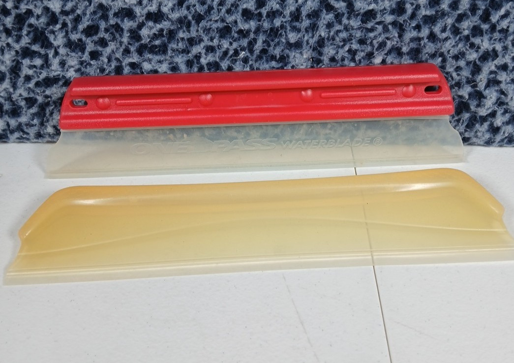 One Pass Water Blade Soft N Dry Silicone T-Bar 11" Squeegee Red 2-Set