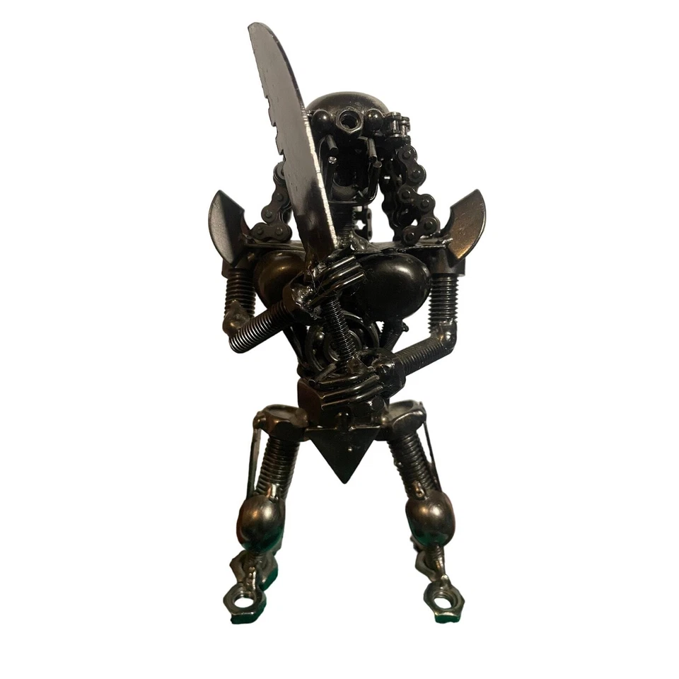 ALIEN COLLECTION PREDATOR HANDMADE ART ACTION FIGURE MADE FROM METAL SCRAP PARTS - Image 2 of 3