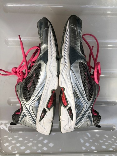 FILA DLS Womens US Size 9 Sneaker Running Shoes Silver Grey and Neon Pink - Picture 5 of 10