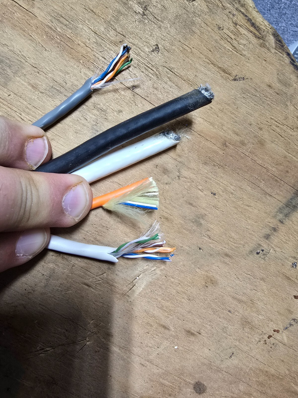 CommScope UltraHome Hybrid Cable 46-83506  UH58380 2Coax/2Cat5E/IC