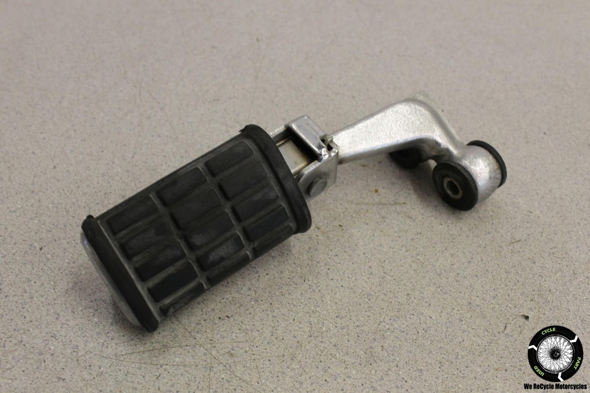 2002 Yamaha Virago 250 XV250 RIGHT RH FRONT FOOT REST PEG STEP