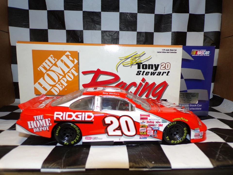 Tony Stewart #20 Casa Depot 1999 Pontiac 1:24 Scala Nascar Action P249903308 - Immagine 2 di 4