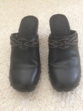 EUC Clogs Womens 9M Brown Open Back- All Man Made