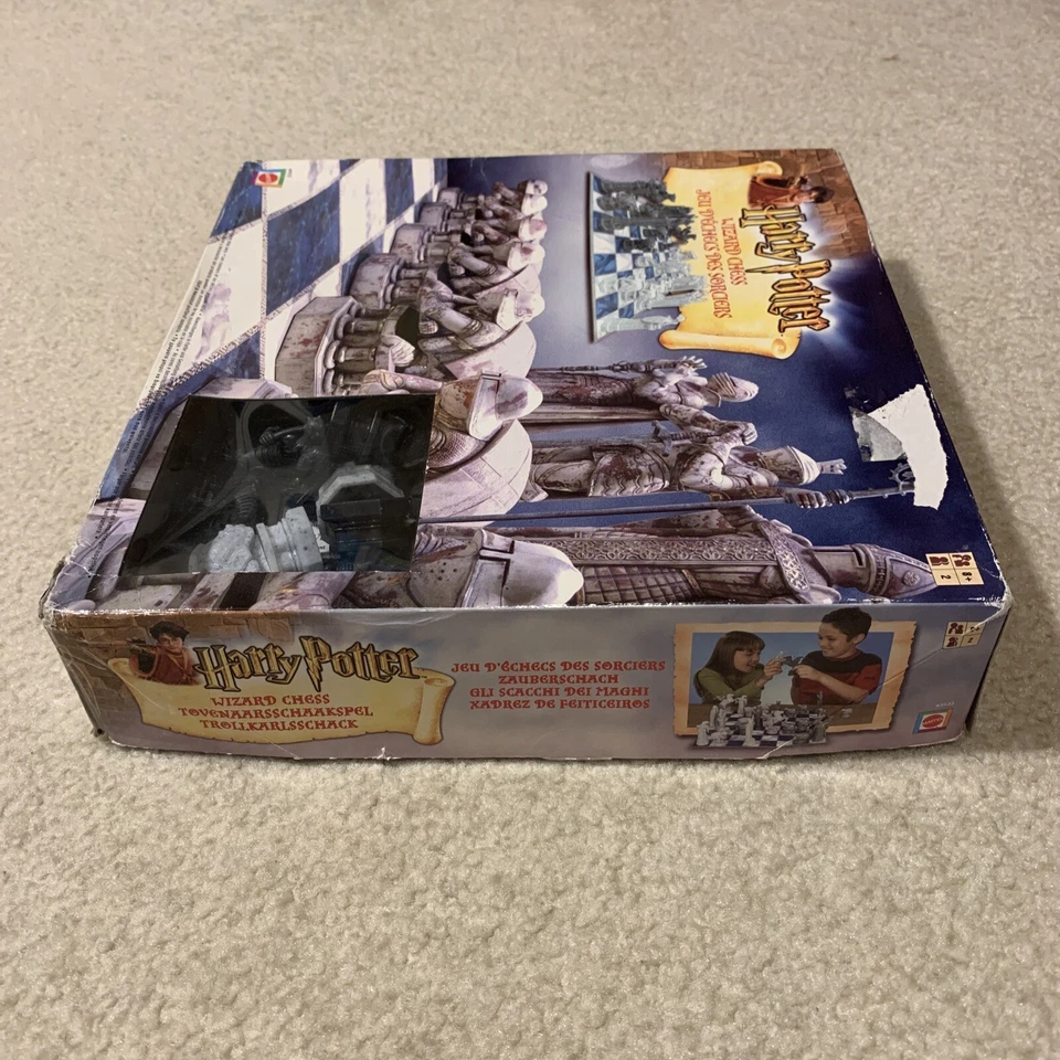 Harry Potter Wizard Chess Game Set #43533 Original Box Complete 2002 Mattel - Image 3 of 4