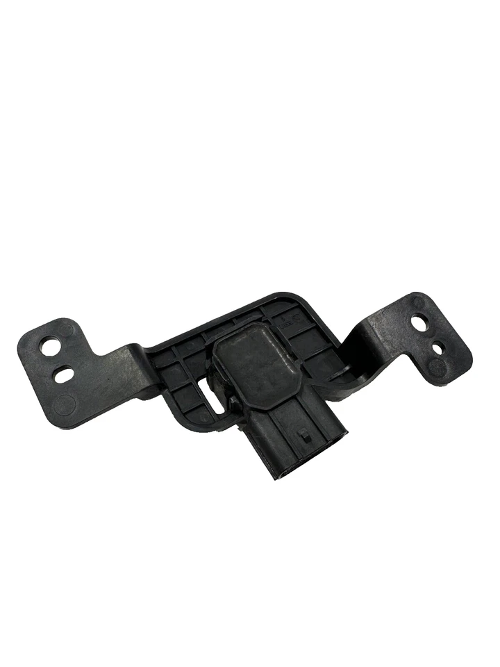 OEM FRONT BUMPER RIGHT SIDE PARKING SENSOR W/ RETAINER ACURA TLX 2018-2020 - Image 4 of 4