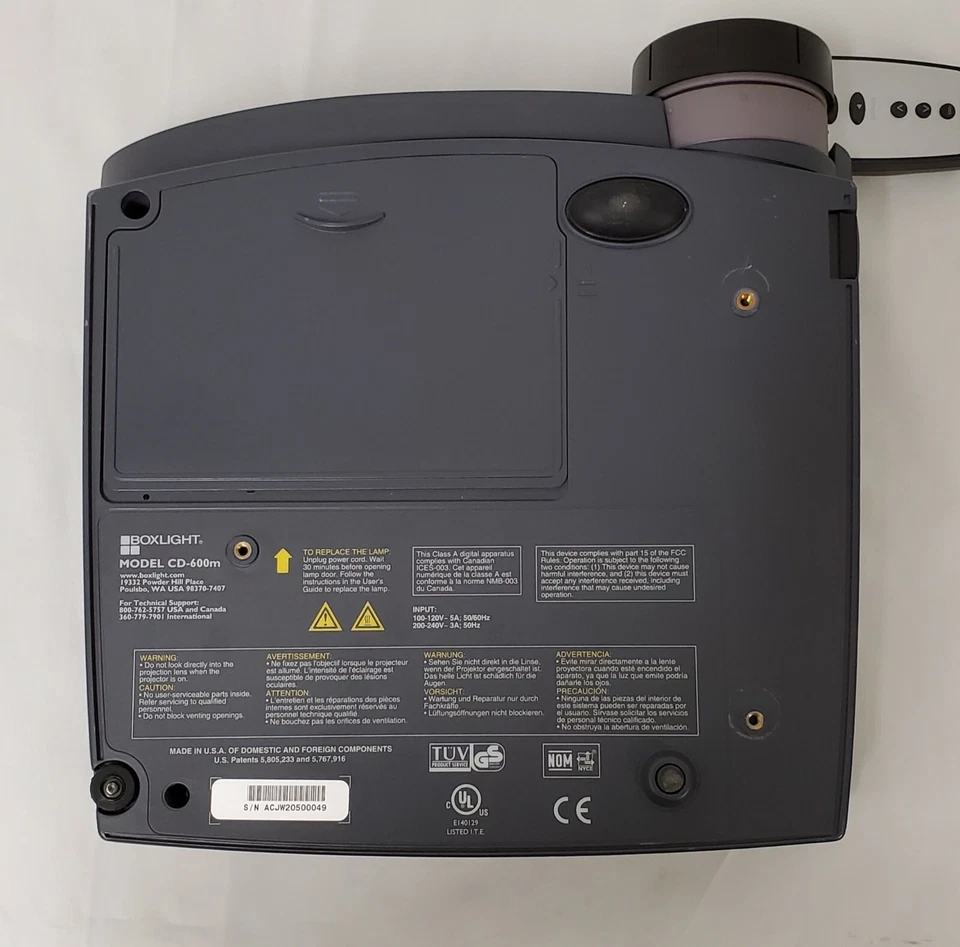 BOXLIGHT CD-600m DLP Projector Defective Not Working - Image 4 of 4