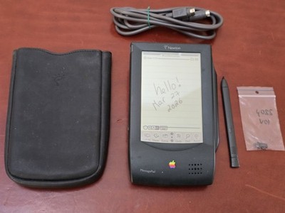 Apple Newton MessagePad H1000 - Recapped, Working, Restored and
