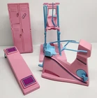 VTG 1984 Barbie WORKOUT CENTER Gym Locker Exercise Bike Row Machine Mattel 7975
