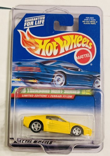 Hot Wheels 1999 Treasure Hunt Limited Edition Ferrari F512M W/Protector - Picture 5 of 6